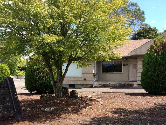 859 Lookingglass Road, Roseburg, OR 97471
